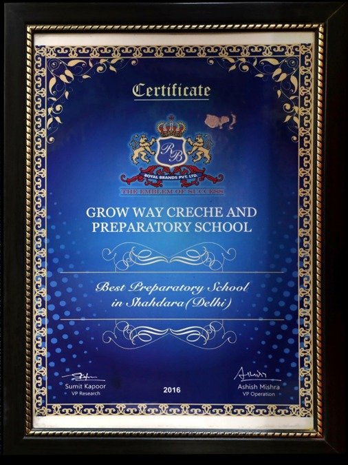 Award for Best Preparatory School in Shahdara